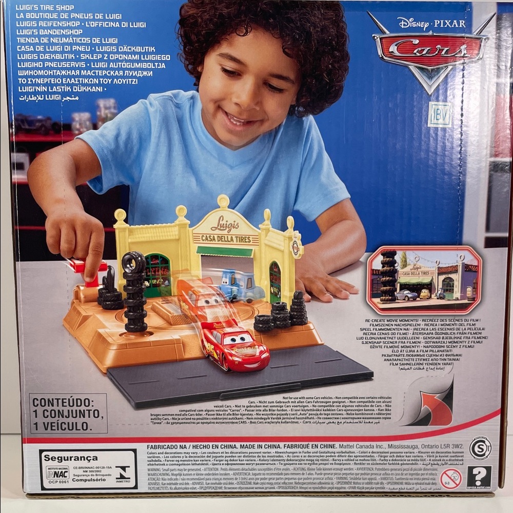 Disney/Pixar Cars Luigi's Tire Shop Playset - with Lightning McQueen Car - Picture 2 of 5